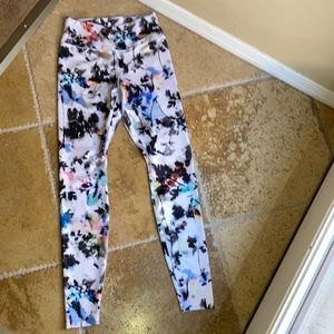 Nike dry fit  leggings yoga pants small white